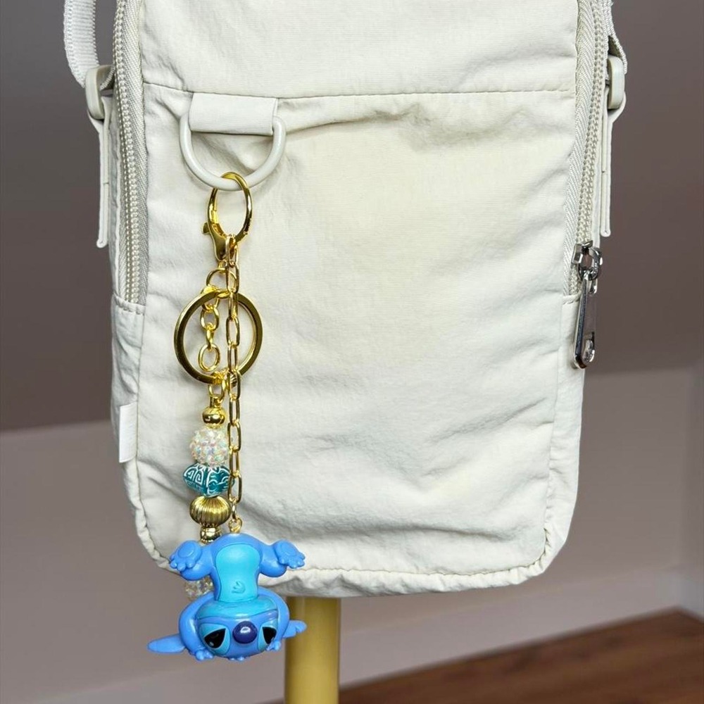 Athleta Cream Nylon Crossbody Bag + Stitch Keychain Festival bag Disney